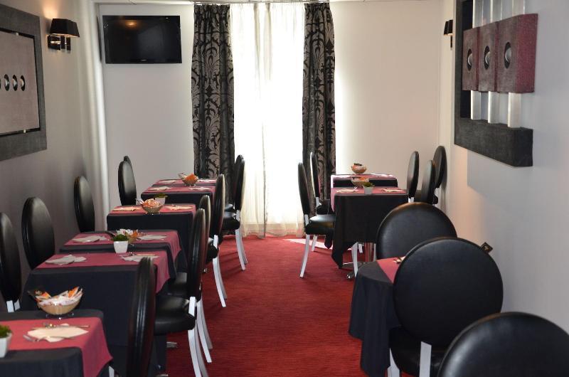 Logis Hotel Saint Martin Orleans Exterior photo