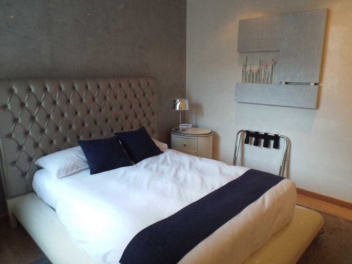 Logis Hotel Saint Martin Orleans Exterior photo
